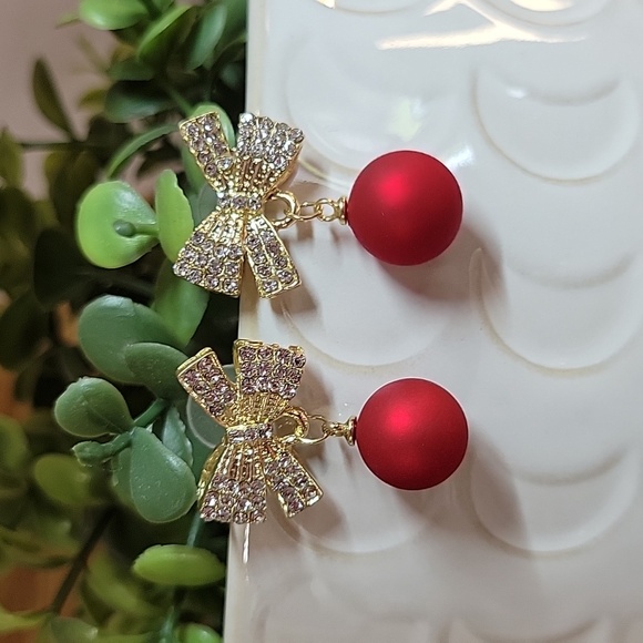 CHRISTMAS BOW BALL DROP EARRINGS - Picture 5 of 7